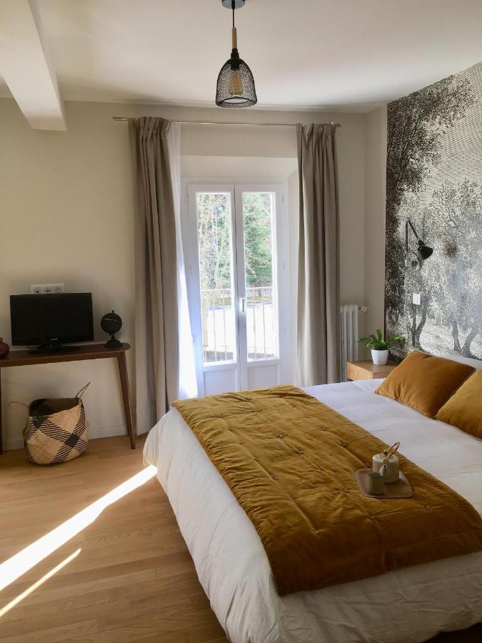 Bed and Breakfast Les Terres Rouges 06 Guillaumes Exteriér fotografie